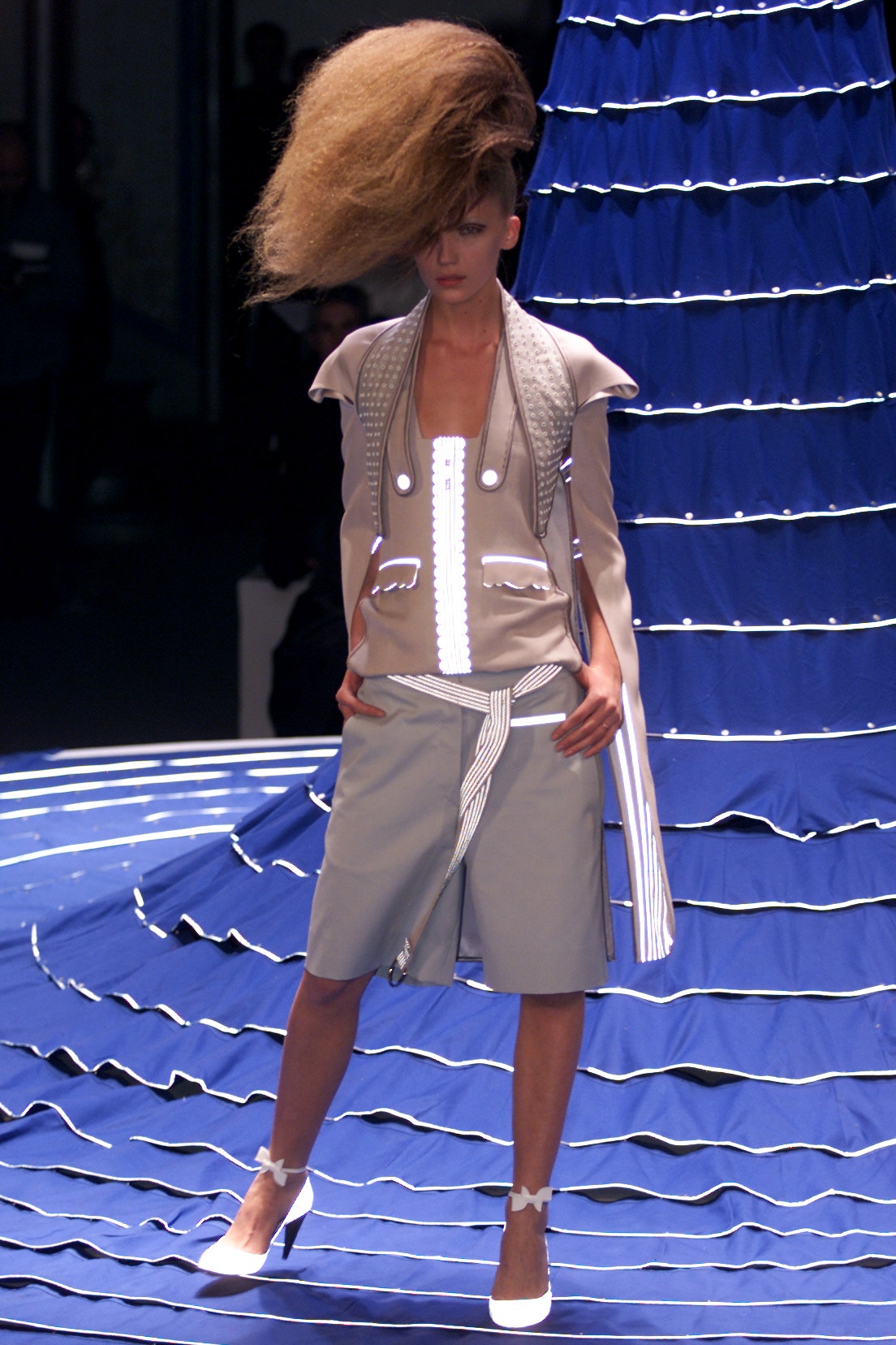 Féraud S/S 02 Couture Look 4