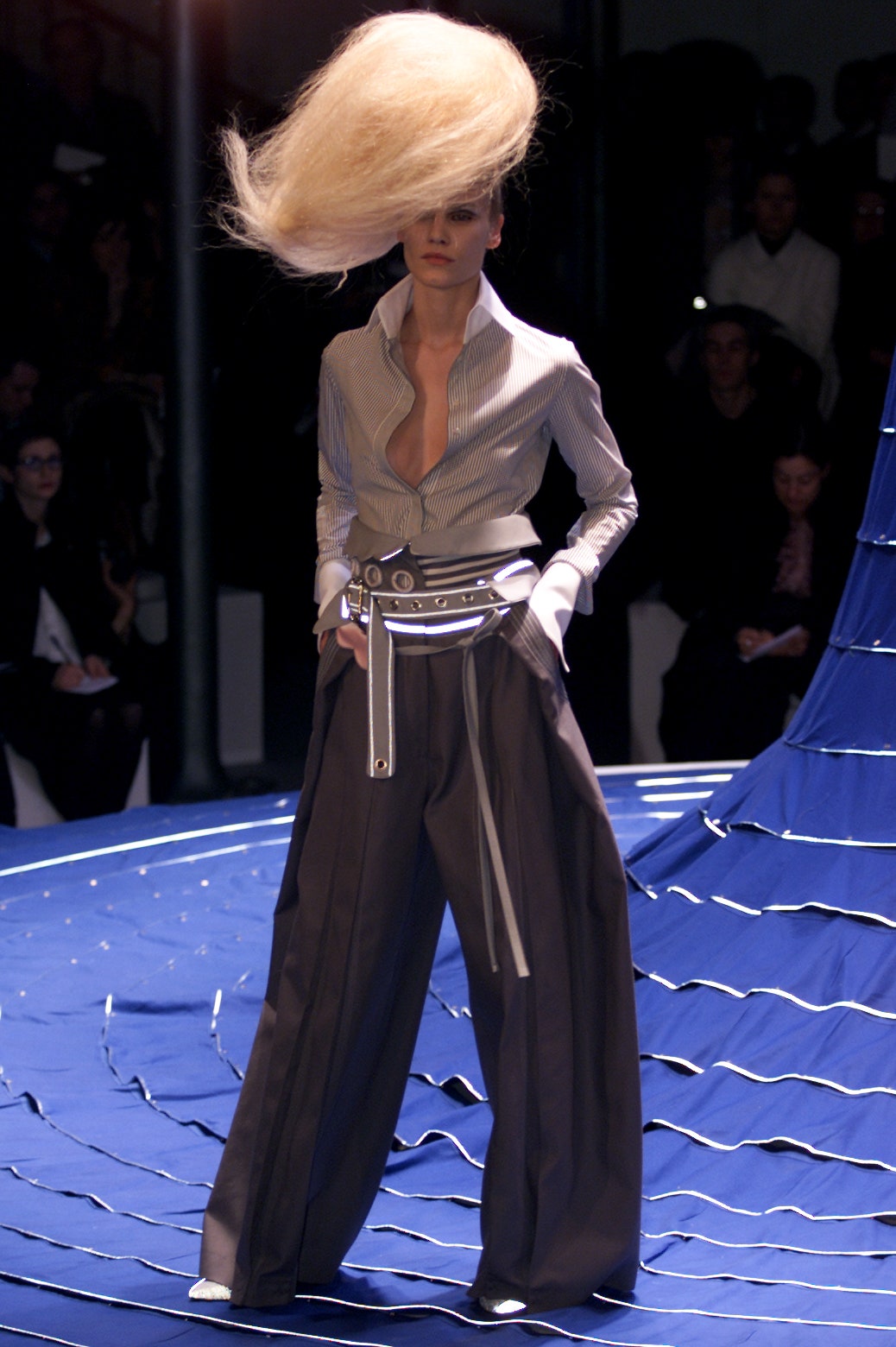 Féraud S/S 02 Couture Look 8