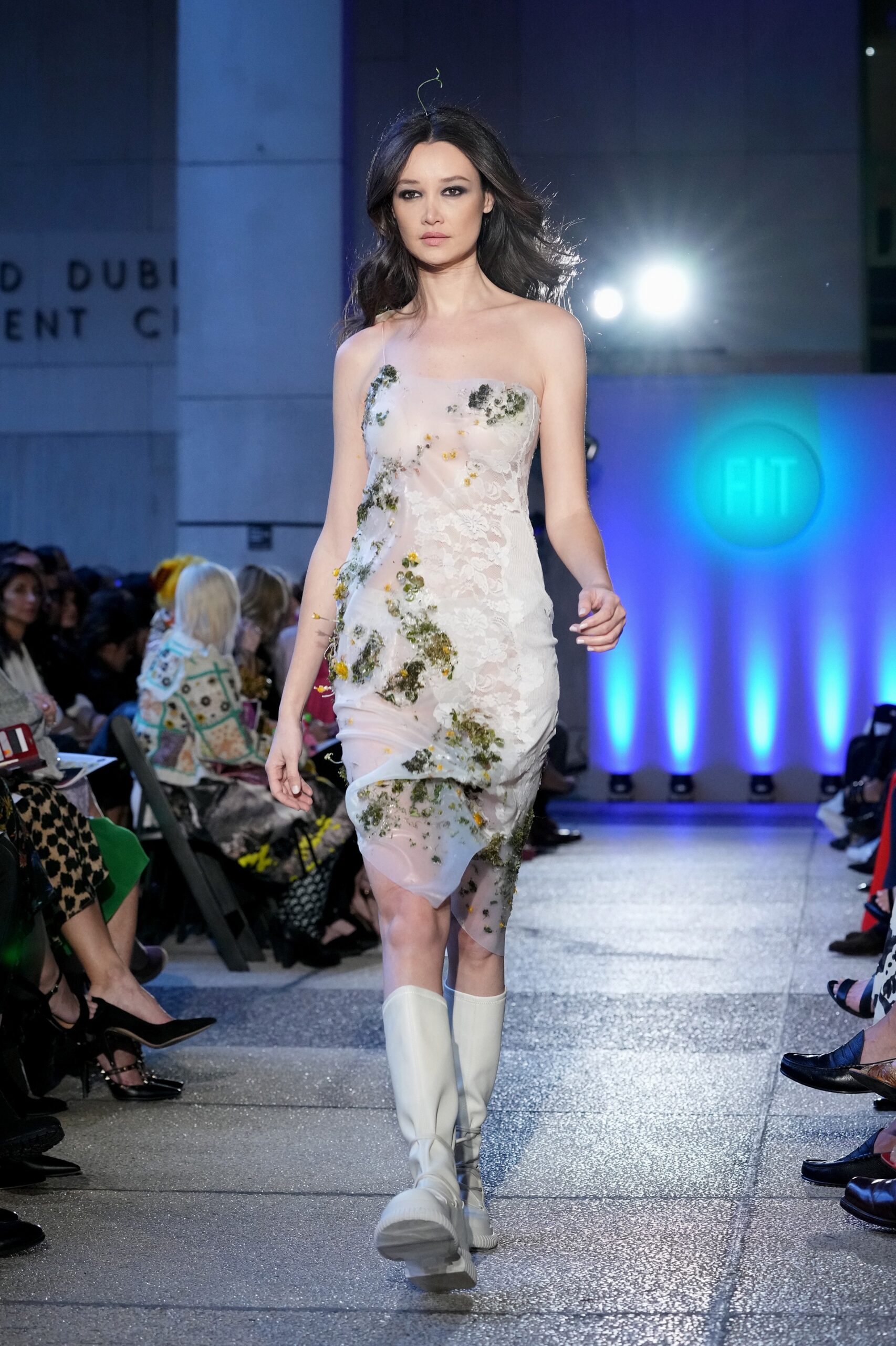 Fashion Institute of Technology F/W 23 Look 8