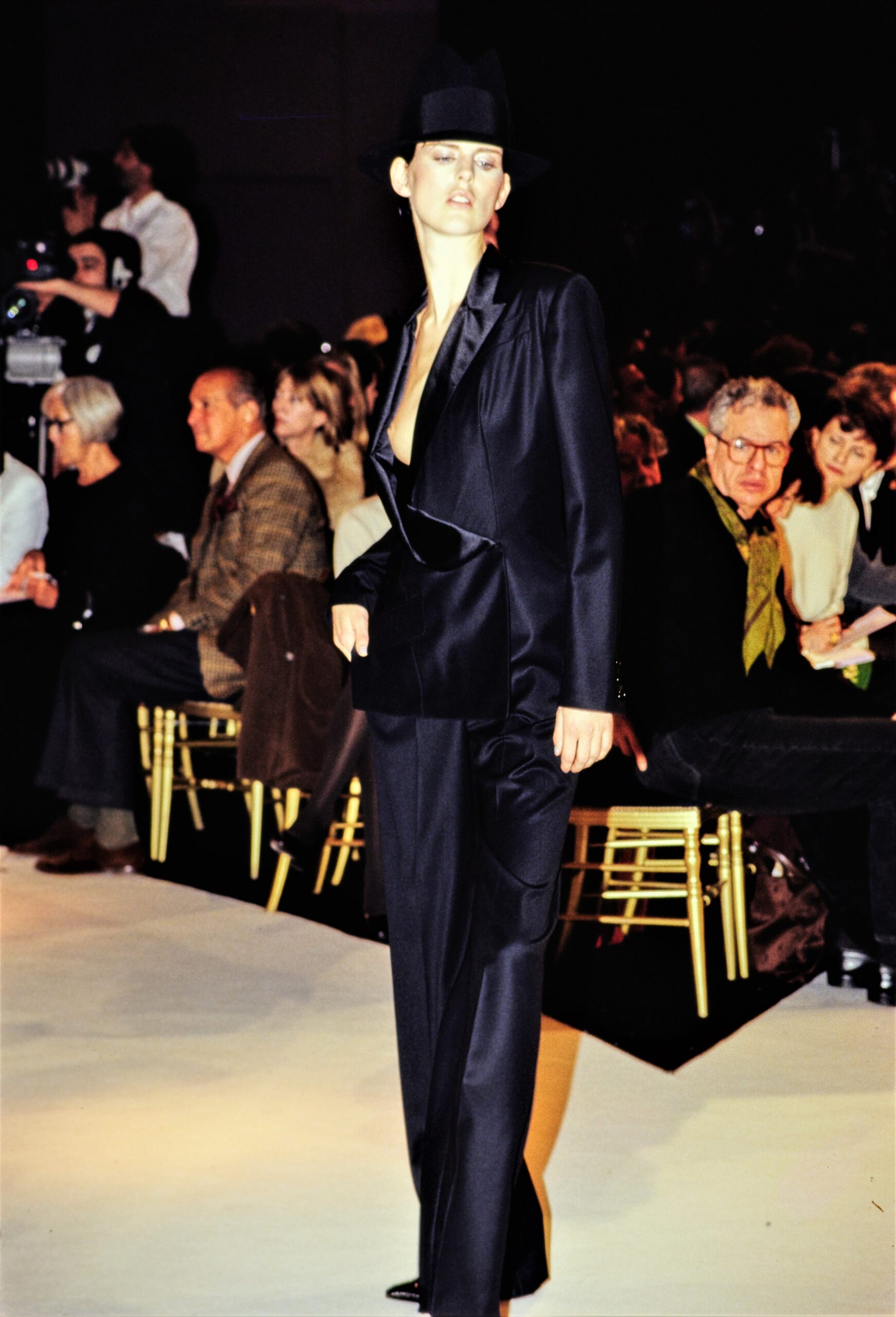 Givenchy S/S 96 Couture Look 9