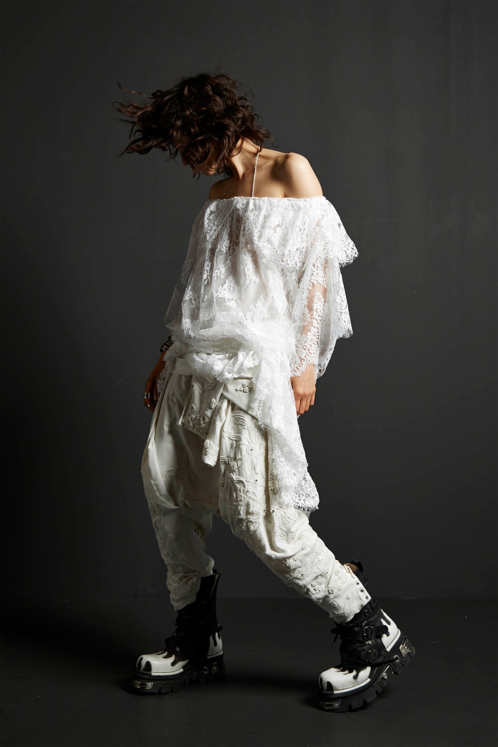 Faith Connexion Spring 2016 Ready-to-Wear