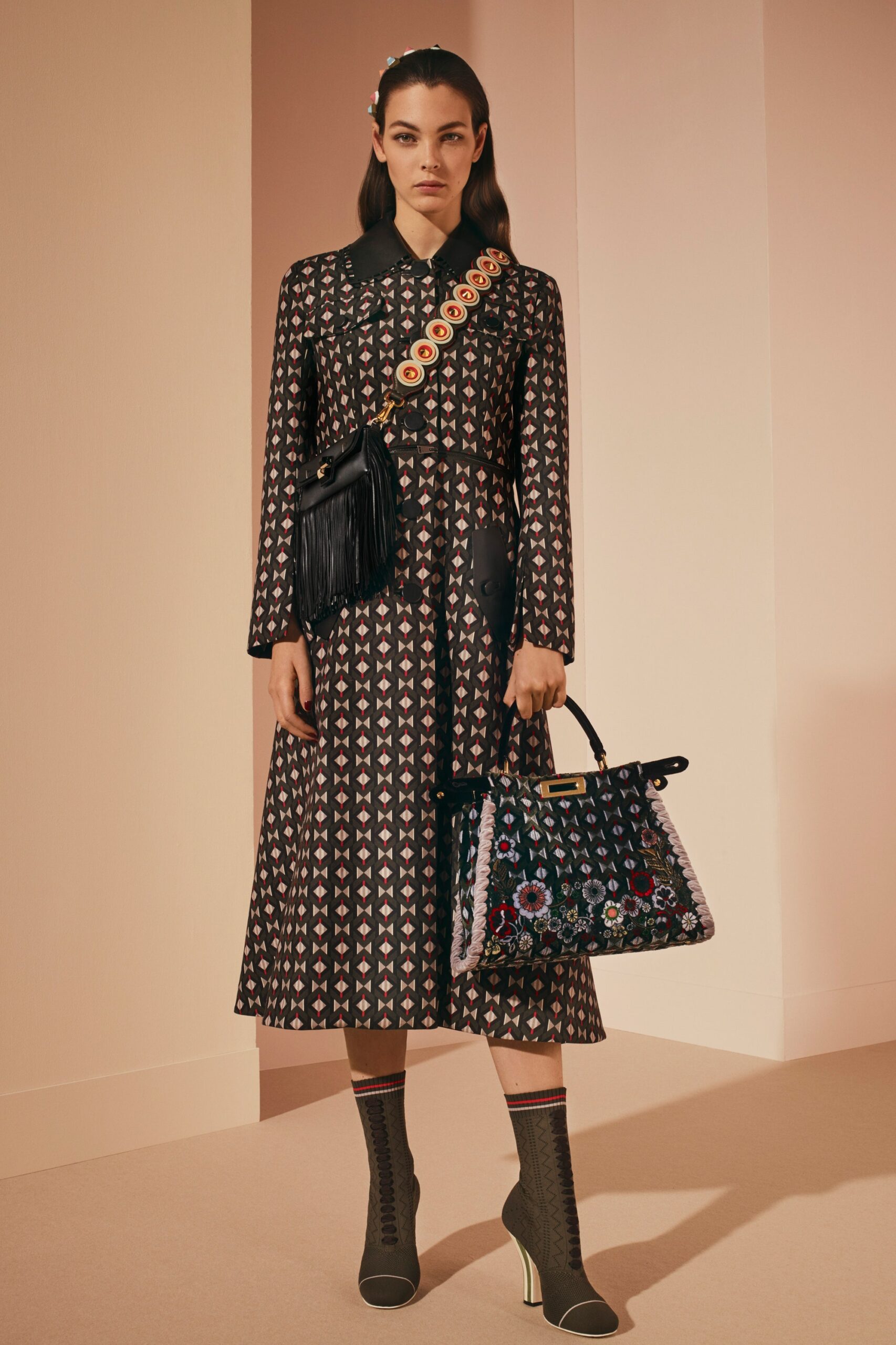 Fendi F/W 17 Look 1