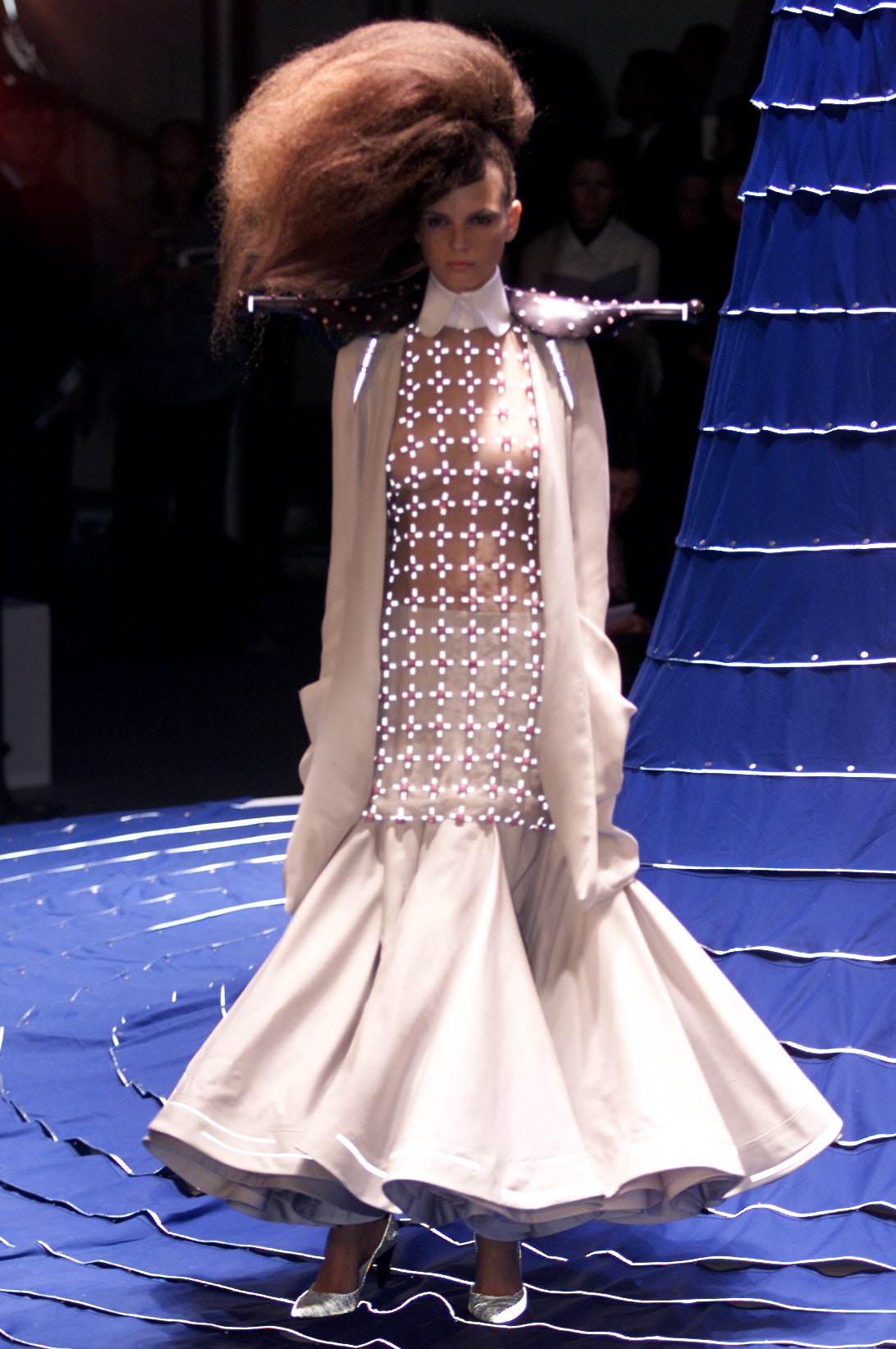 Féraud S/S 02 Couture Look 16