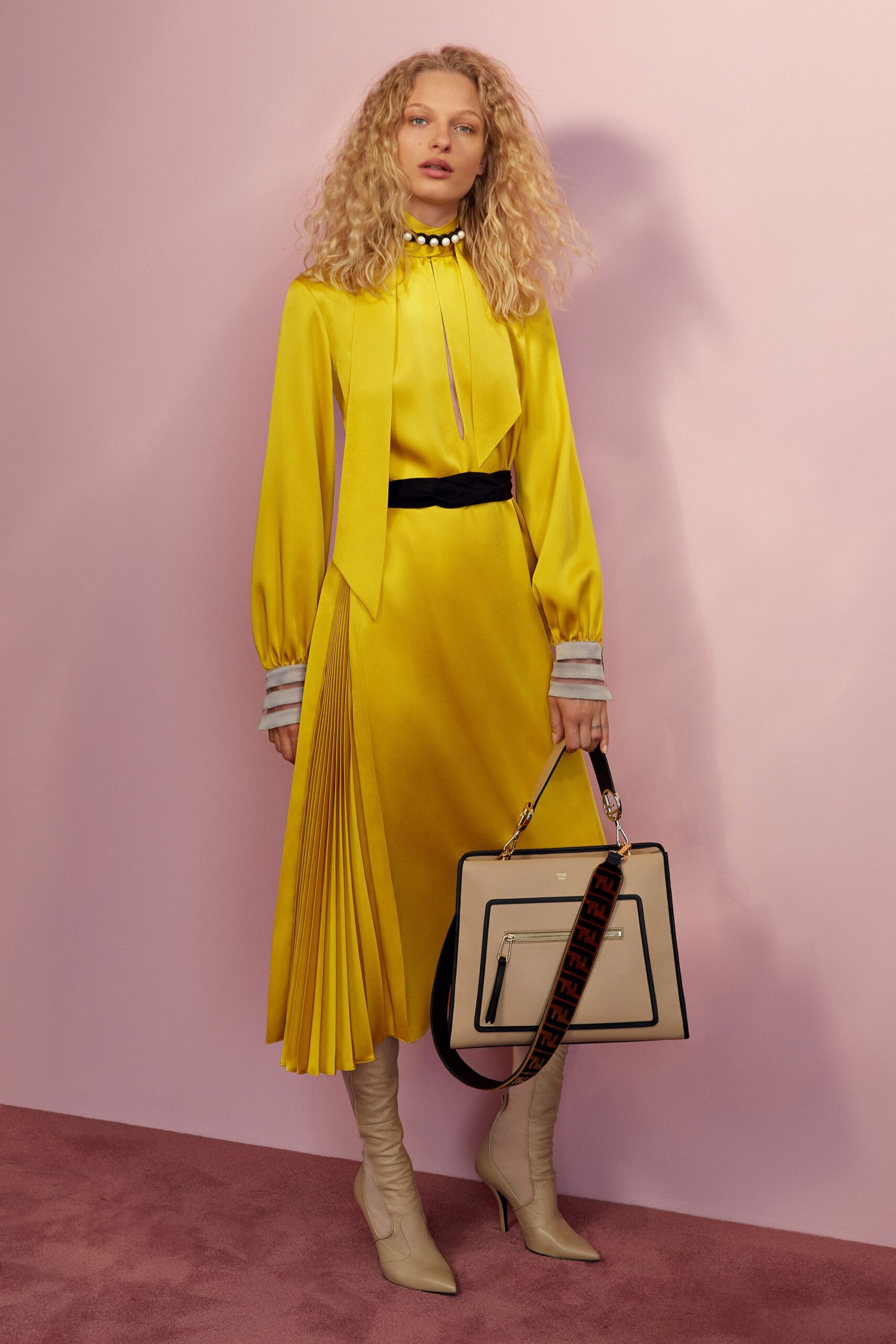 Fendi Resort 18 Look 2