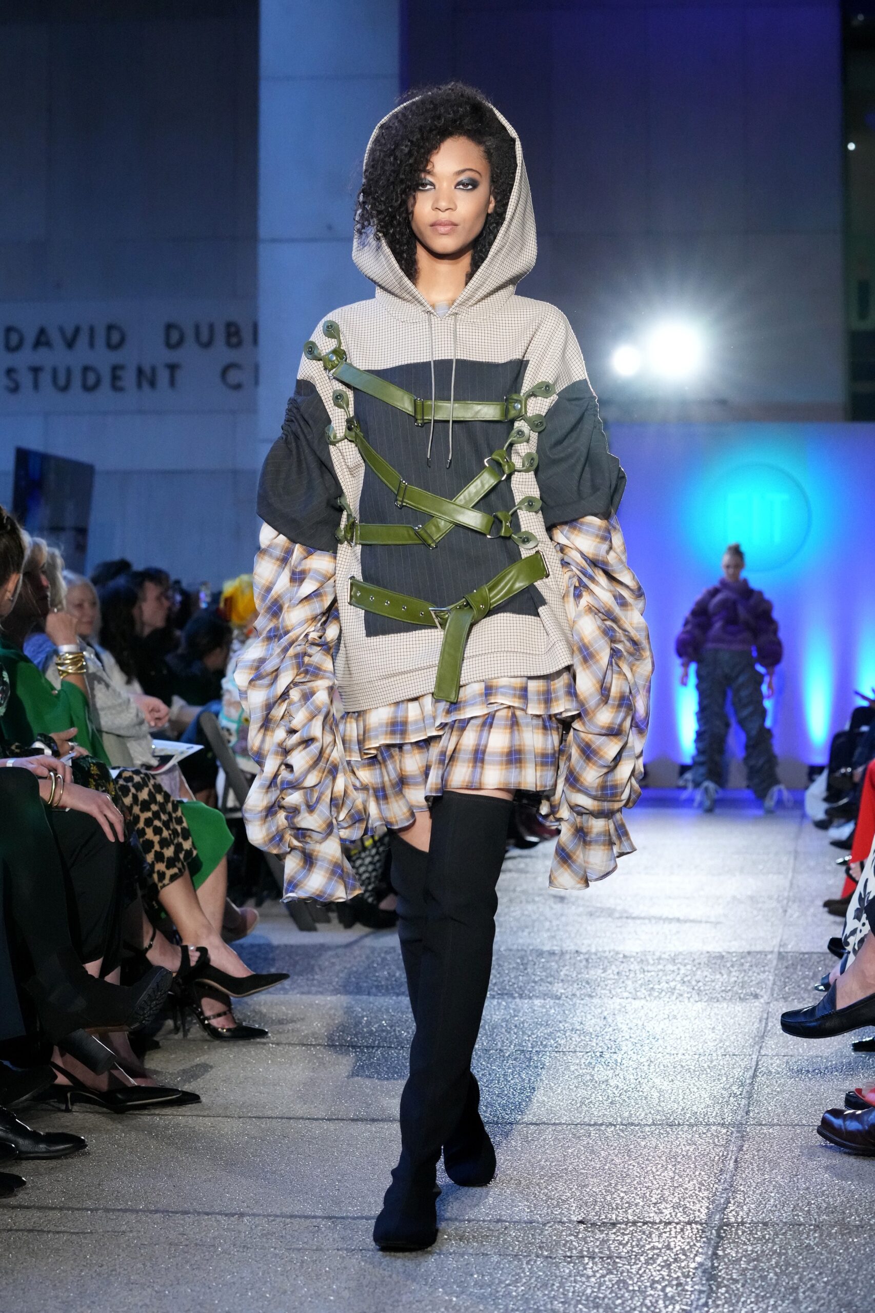Fashion Institute of Technology F/W 23 Look 20