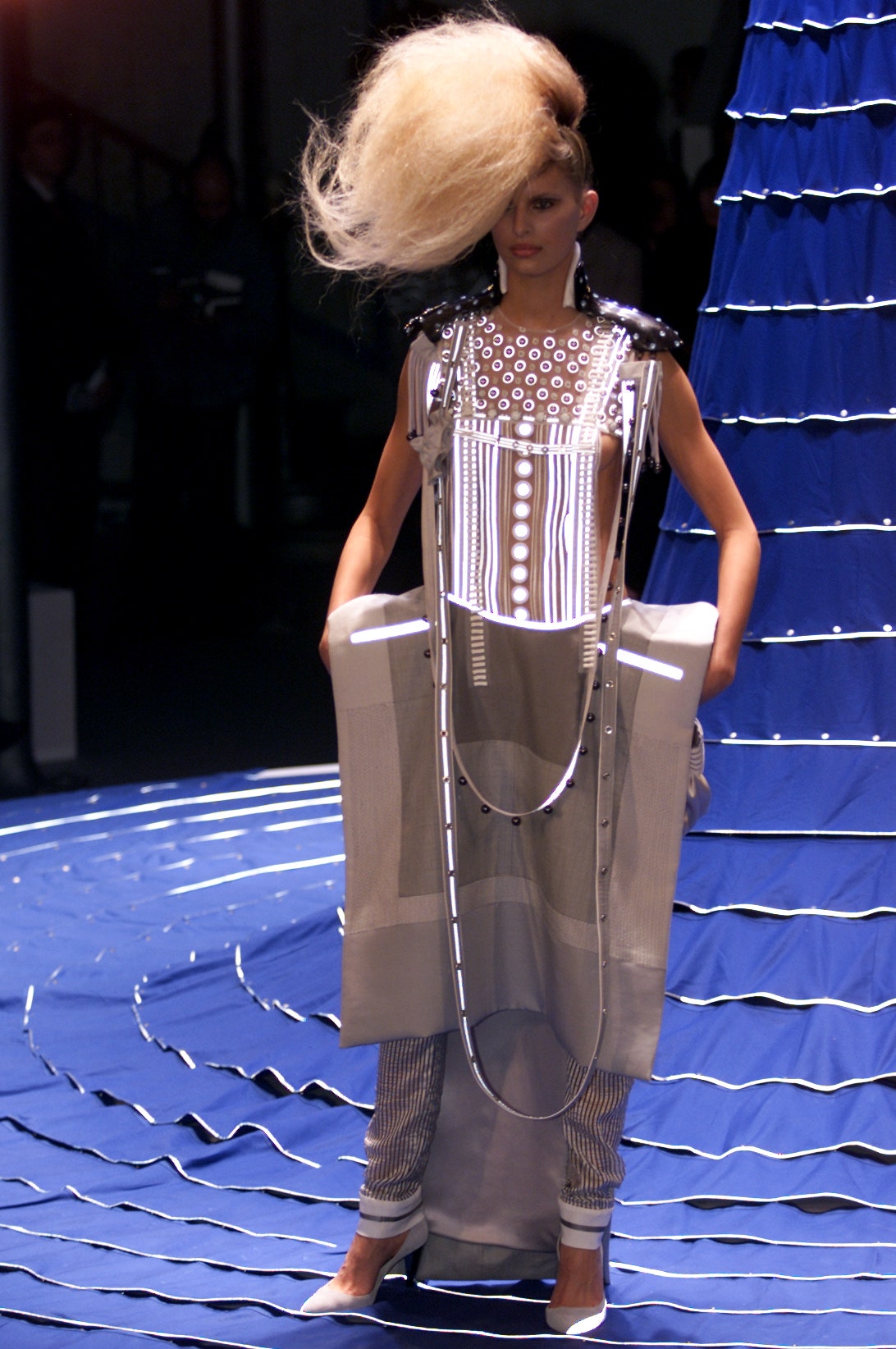 Féraud S/S 02 Couture Look 22