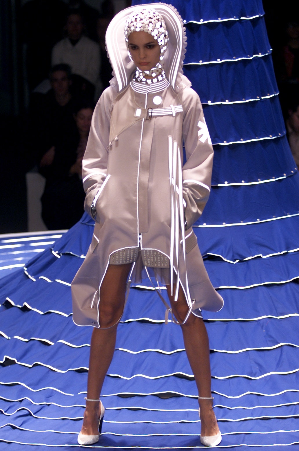Féraud S/S 02 Couture Look 24