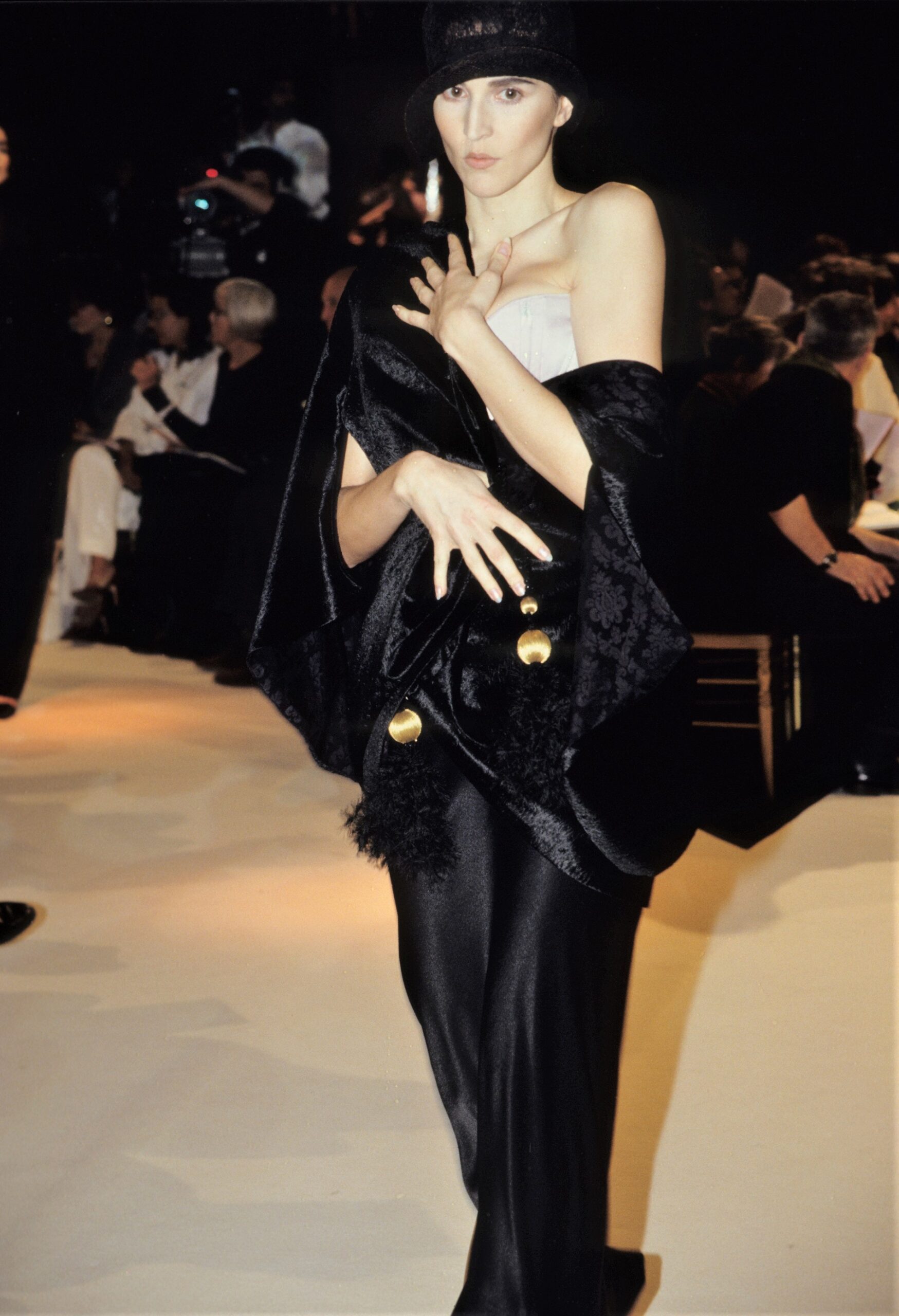 Givenchy S/S 96 Couture Look 24