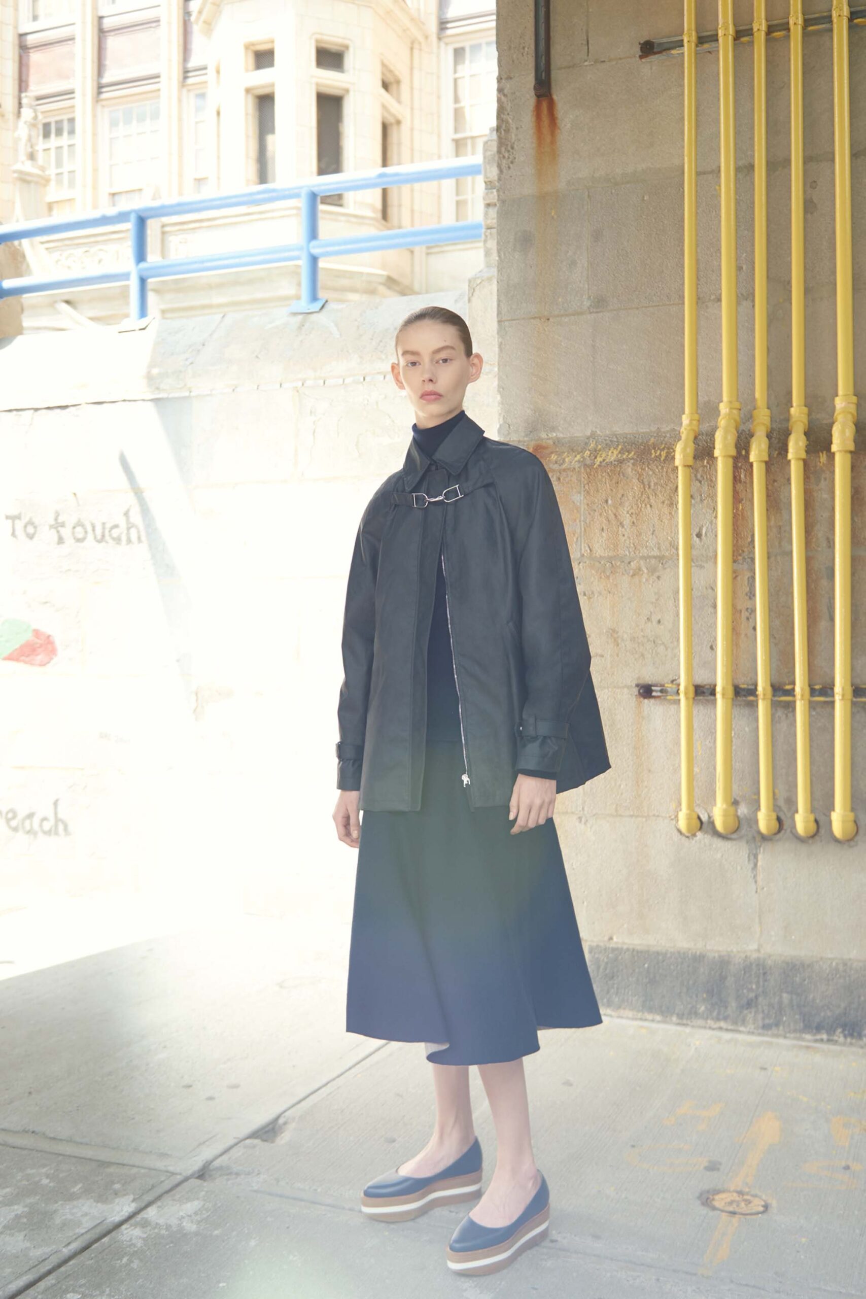 Gabriela Hearst Resort 17 Look 3