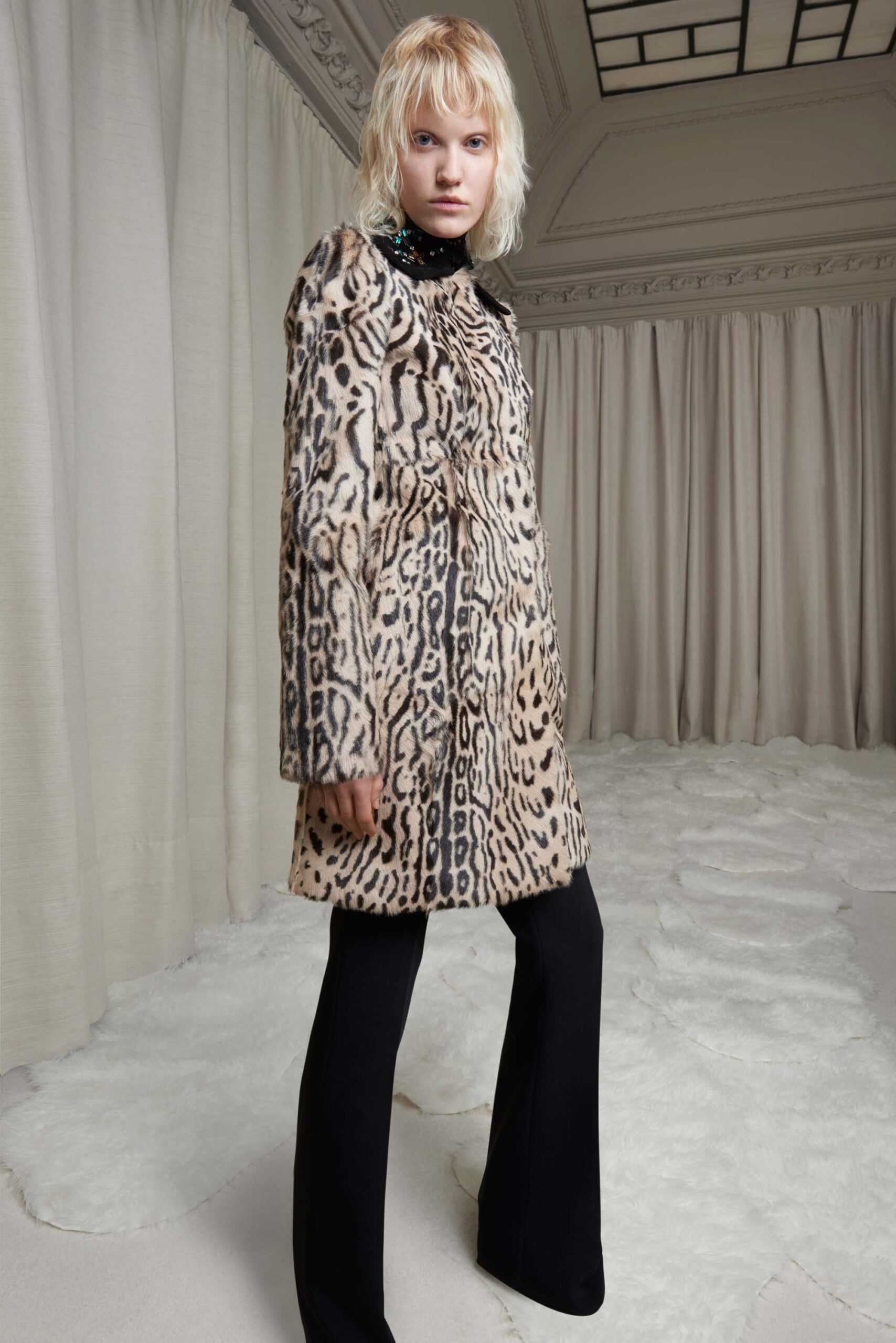 Giambattista Valli F/W 16 Look 3