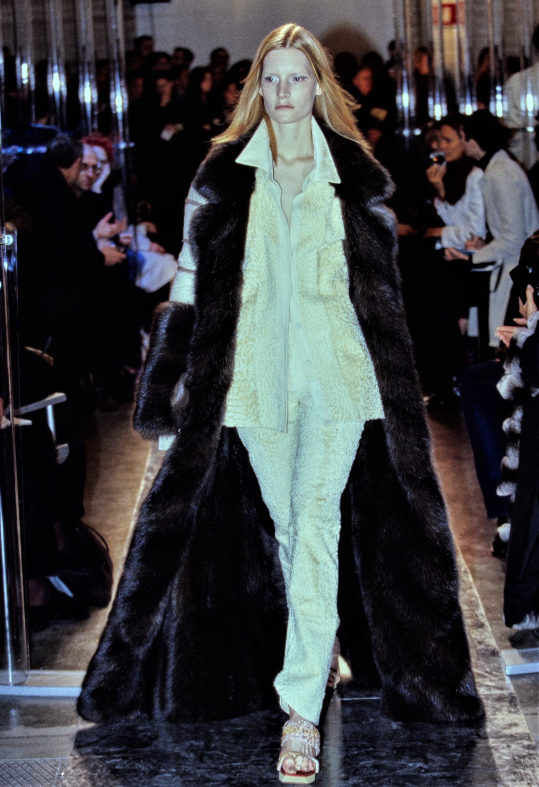 Fendi F/W 99 Look 35