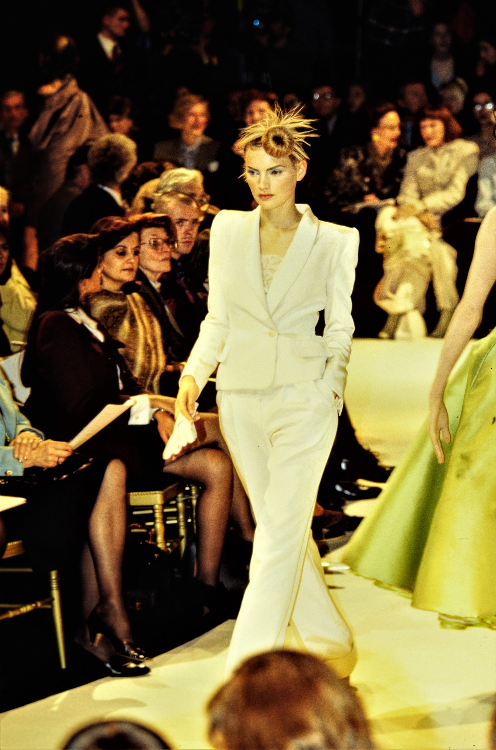 Givenchy S/S 96 Couture Look 34