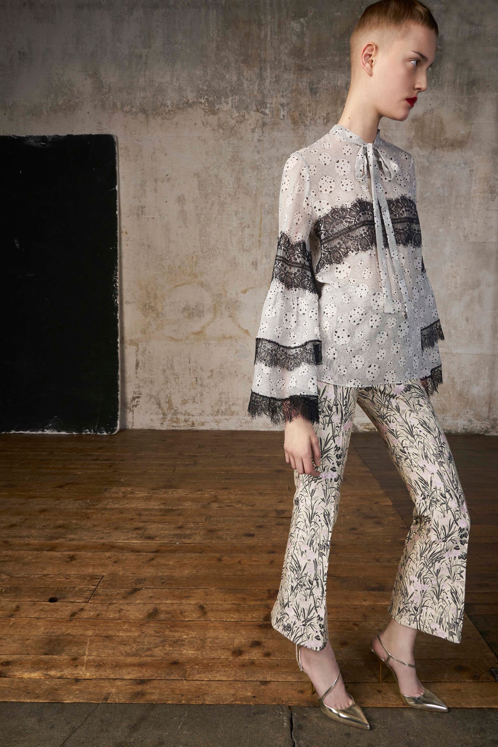 Giambattista Valli Resort 18 Look 4