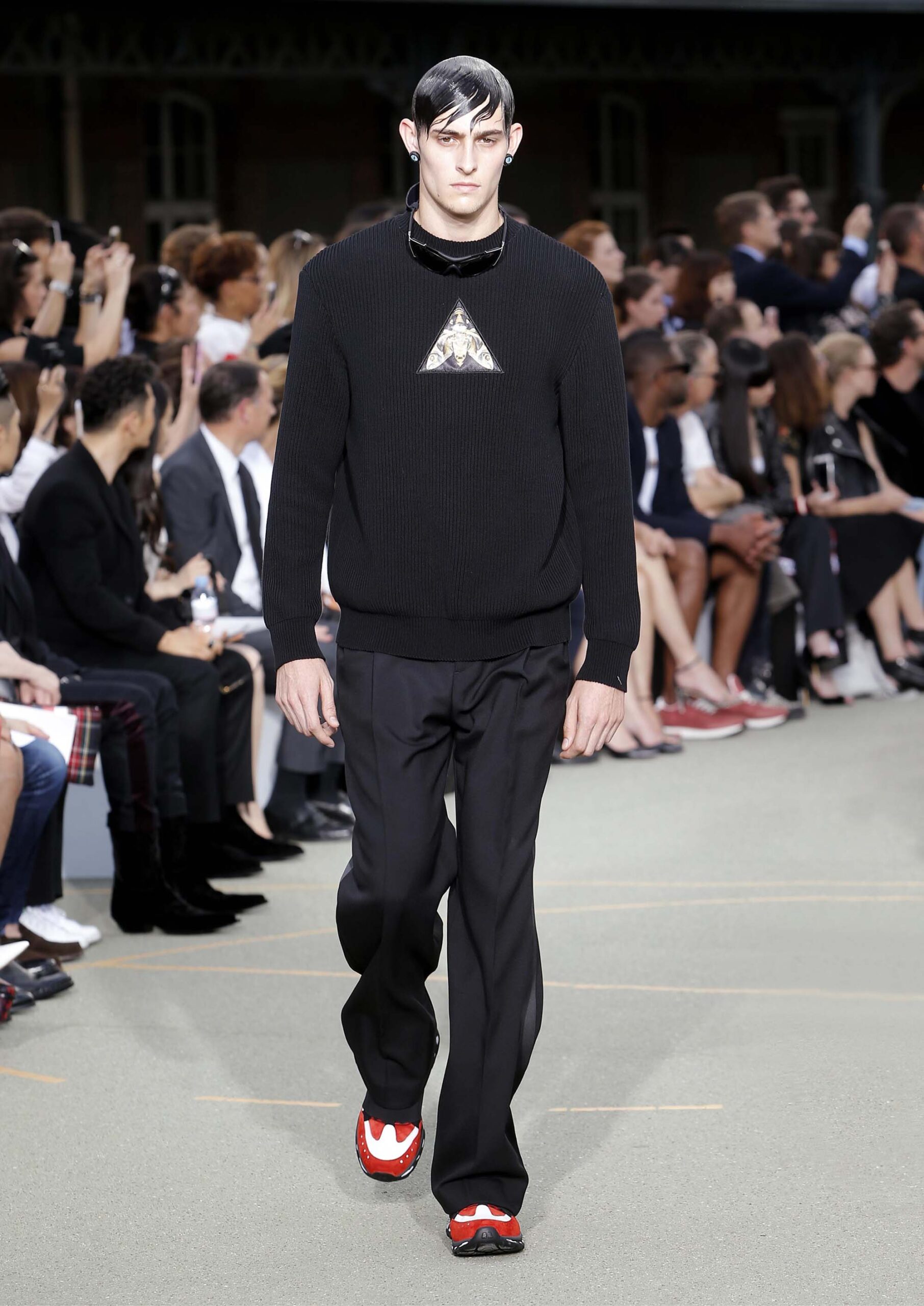 Givenchy S/S 17 Menswear Look 4