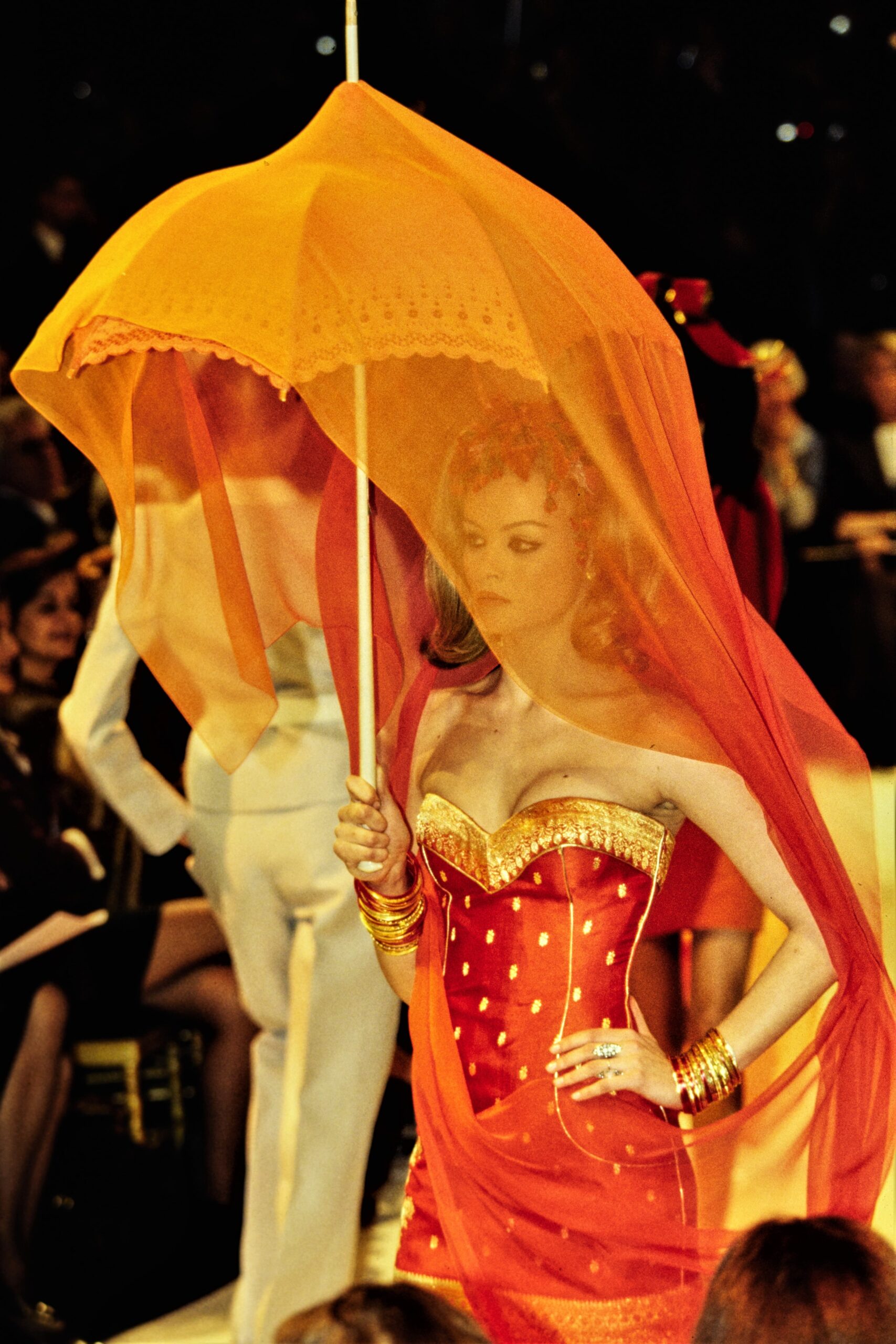 Givenchy S/S 96 Couture Look 43