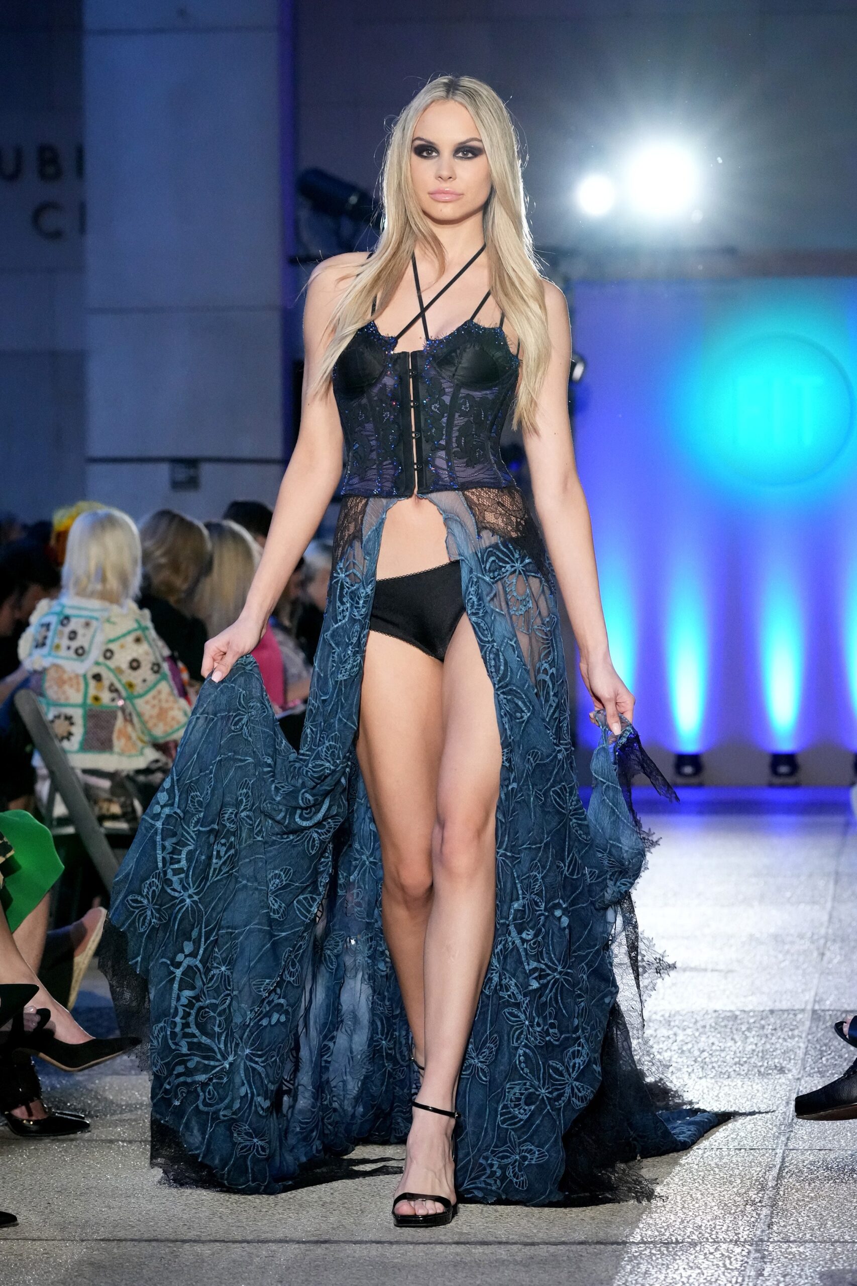 Fashion Institute of Technology F/W 23 Look 61