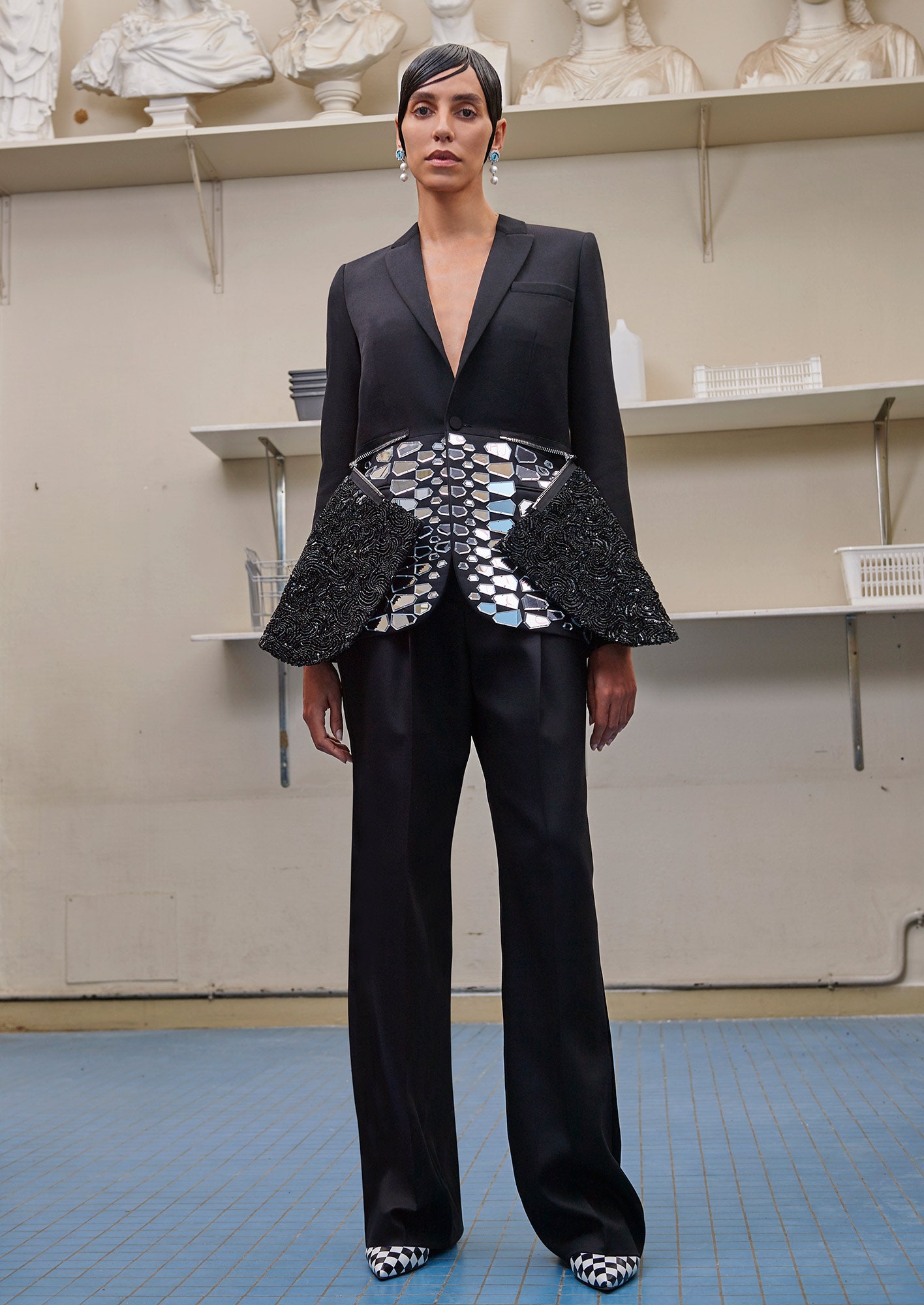 Givenchy F/W 16 Couture Look 7