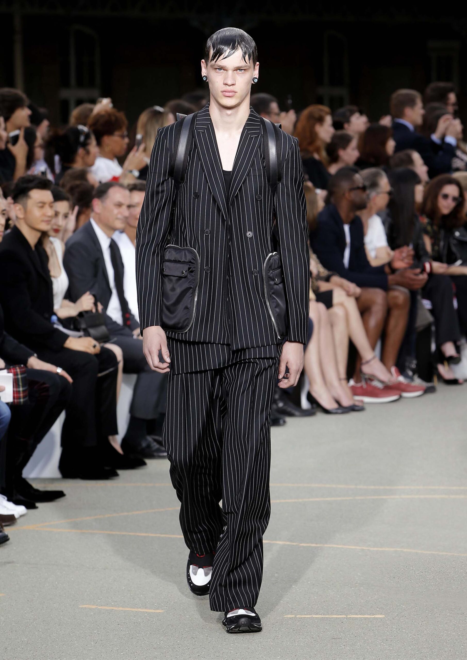 Givenchy S/S 17 Menswear Look 10