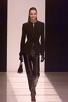 Giorgio Armani F/W 00 Look 2