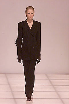 Giorgio Armani F/W 00 Look 7