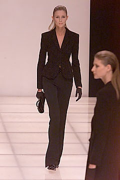 Giorgio Armani F/W 00 Look 17