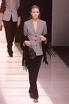 Giorgio Armani F/W 00 Look 23