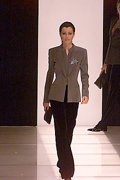 Giorgio Armani F/W 00 Look 26