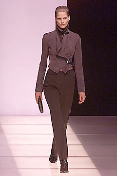 Giorgio Armani F/W 00 Look 30