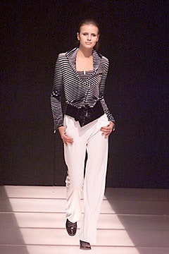 Giorgio Armani F/W 00 Look 41