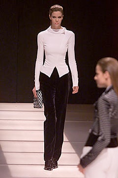 Giorgio Armani F/W 00 Look 42