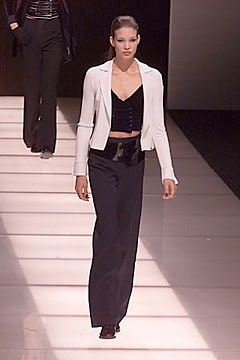 Giorgio Armani F/W 00 Look 43