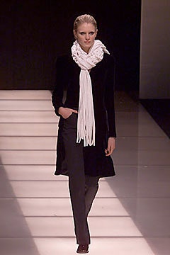 Giorgio Armani F/W 00 Look 46