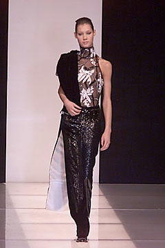 Giorgio Armani F/W 00 Look 83