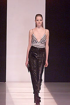 Giorgio Armani F/W 00 Look 85