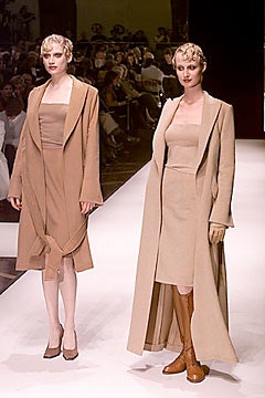 Gianfranco Ferré Fall 2000 Ready-to-Wear