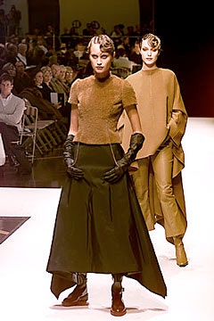 Gianfranco Ferré F/W 00 Look 16