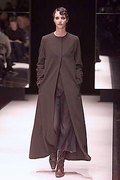 Gianfranco Ferré F/W 00 Look 23