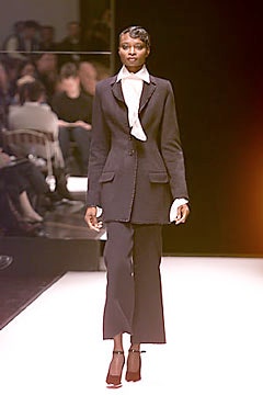 Gianfranco Ferré F/W 00 Look 26