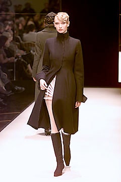 Gianfranco Ferré F/W 00 Look 28