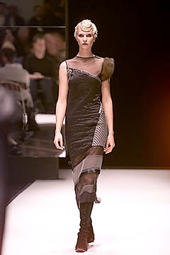Gianfranco Ferré F/W 00 Look 42