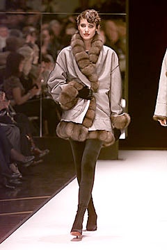 Gianfranco Ferré F/W 00 Look 48