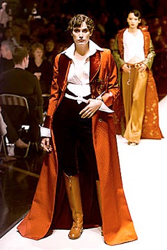 Gianfranco Ferré F/W 00 Look 56