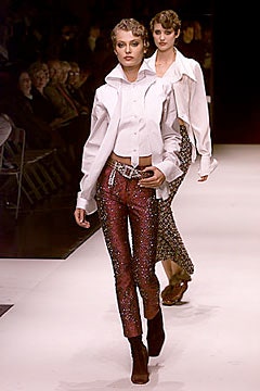 Gianfranco Ferré F/W 00 Look 61