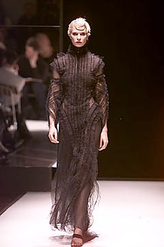 Gianfranco Ferré F/W 00 Look 62