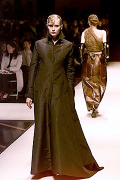 Gianfranco Ferré F/W 00 Look 69