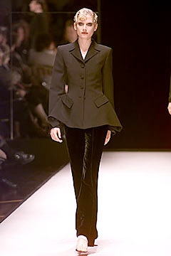 Gianfranco Ferré F/W 00 Look 78