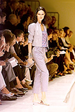 Giorgio Armani S/S 00 Look 33