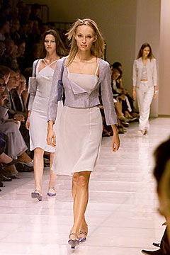 Giorgio Armani S/S 00 Look 37