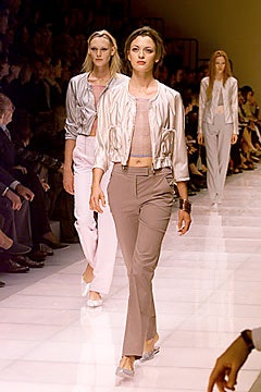 Giorgio Armani S/S 00 Look 42