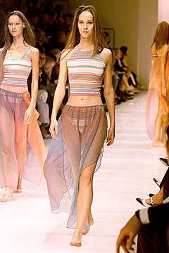 Giorgio Armani S/S 00 Look 71